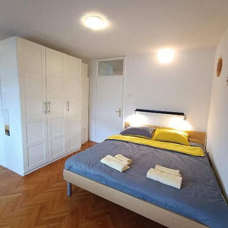 Astralis Factory Apartments- La Boum Zagabria Esterno foto