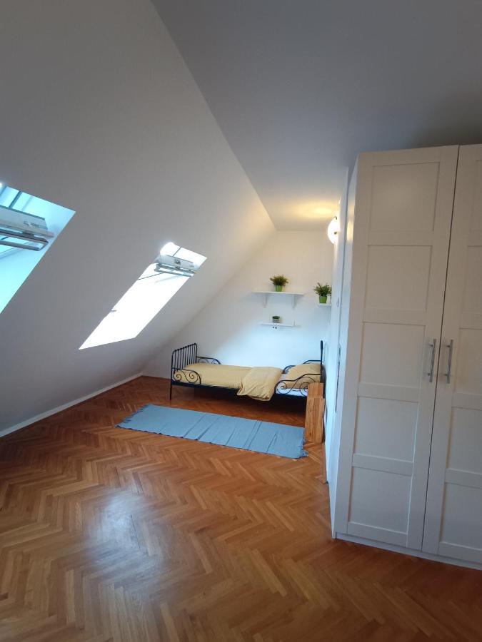 Astralis Factory Apartments- La Boum Zagabria Esterno foto
