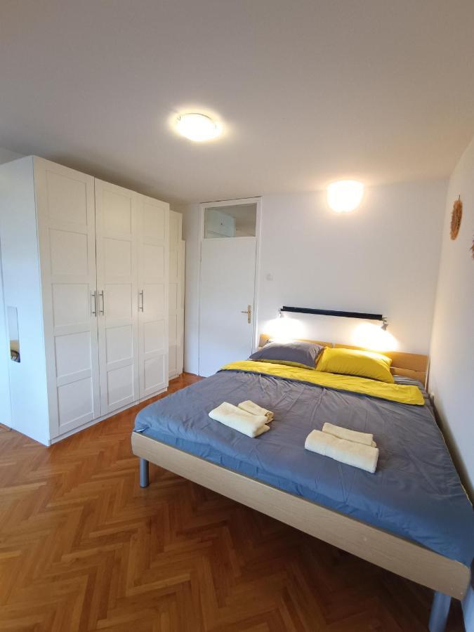 Astralis Factory Apartments- La Boum Zagabria Esterno foto